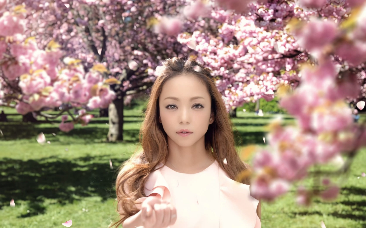 探索非凡的安室奈美惠，一位音乐界的不寻常之花  unusual安室奈美惠